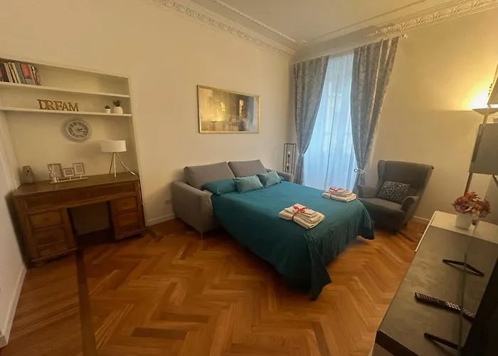 "la Palma Nel Cortile" Elegance And Comfort In דירה